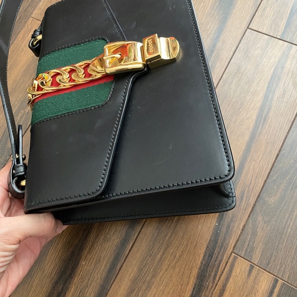 Gucci Sylvie bag in small - Picture 6 of 11